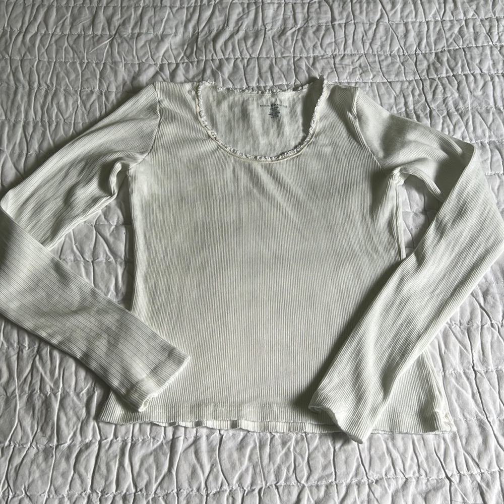 Brandy Melville MCKENNA RIBBED LACE TOP